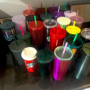 24 Starbucks Cups!